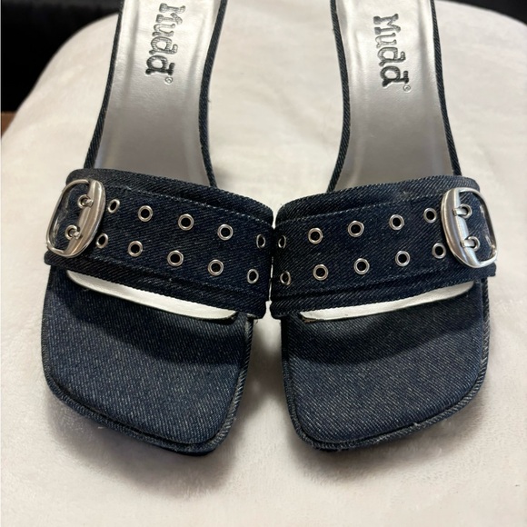 Y2K Vintage Denim Heels - Picture 3 of 4